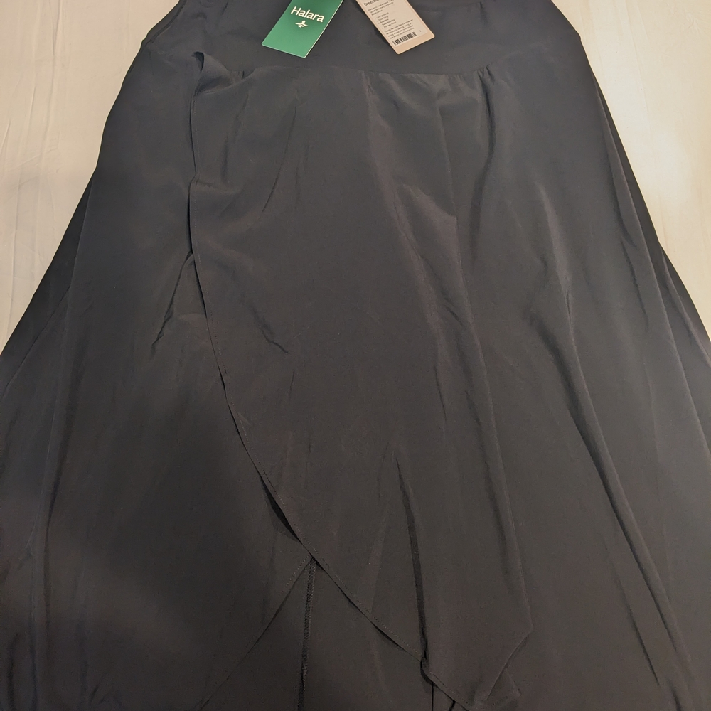 Halara Women's Quick Dry High/Low Black Skirt